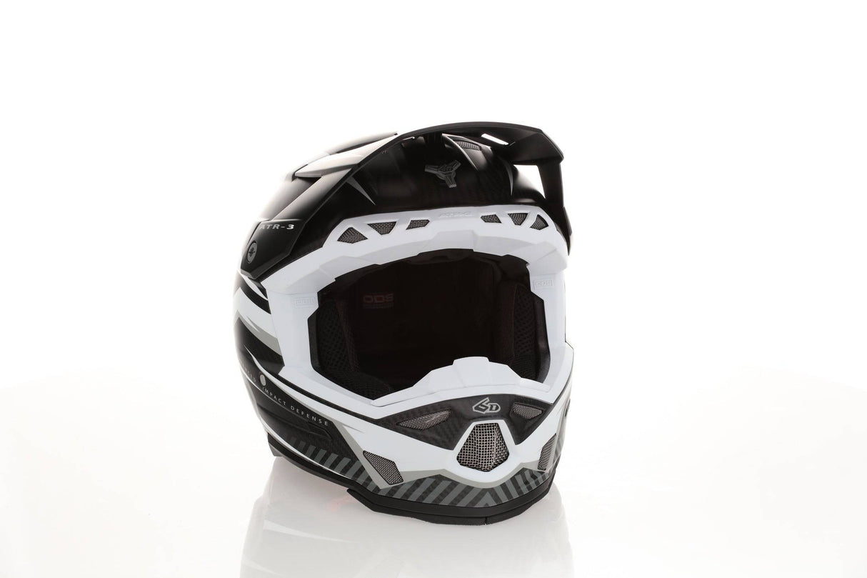 Weißer 6D ATR-3 Rival Matte Motocrosshelm mit stabilem Design und komfortabler Passform, ideal für Offroad-Fahrten.