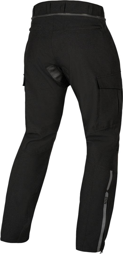 Schwarze iXS Tour Damen Adventure-Hose Space-ST+ mit strapazierfähigem Material und praktischen Taschen, ideal für Outdoor-Aktivitäten.