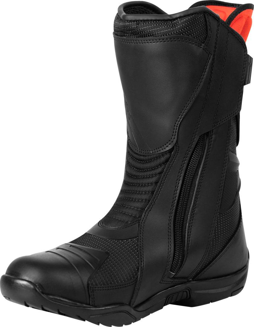 Schwarze iXS Tour Techno-ST+ Stiefel mit robustem Design, sichtbare Schnürung und verstärkte Sohlen für Motorradfahren.