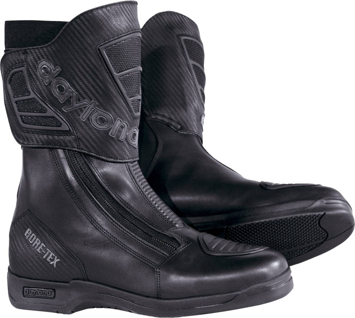 Schwarze Daytona Highway GTX 2.0 Stiefel mit robustem Design und Schnürung, für den Outdoor-Einsatz.