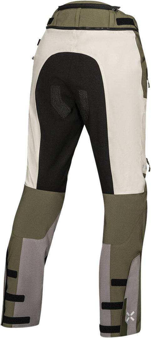 Leichte iXS Venture-Air 1.0 Adventure-Hose in Hellgrau-Oliv, atmungsaktives Material, perfekt für Outdoor-Aktivitäten.