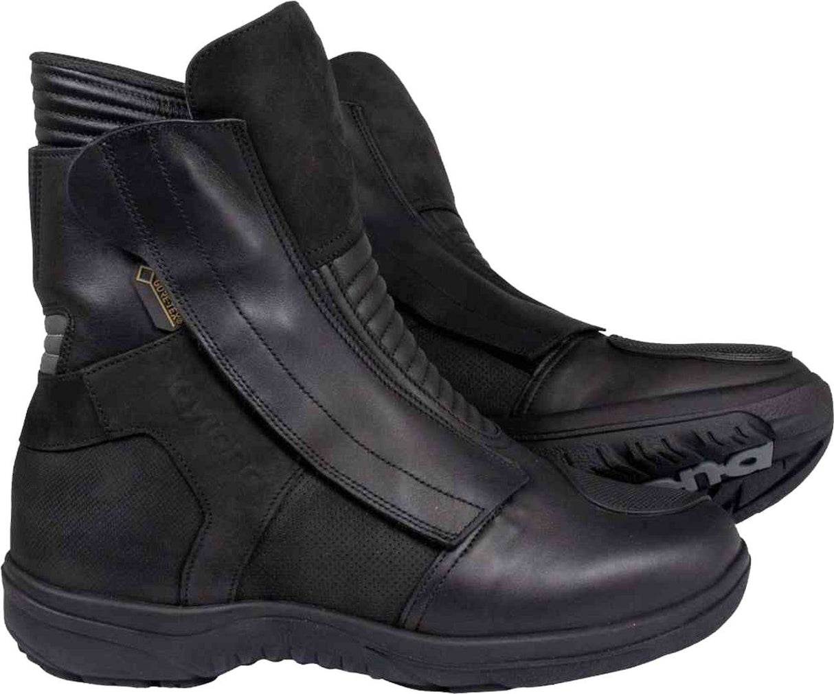Schwarze Daytona Max Sports GTX Stiefel mit robustem Design und Schnürung, für sportliche Aktivitäten und Outdoor-Einsätze.