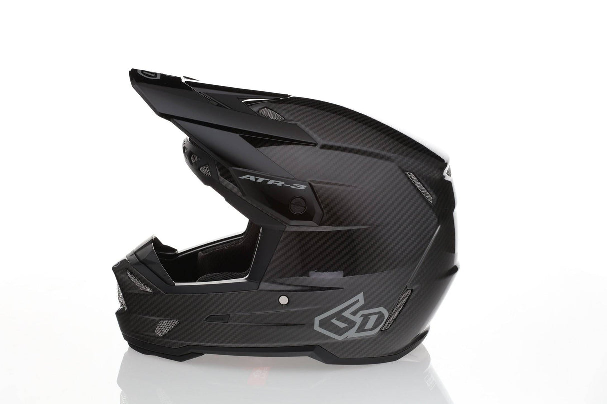 Schwarzer 6D ATR-3Y Solid Motocrosshelm mit glänzender Oberfläche, aerodynamisches Design und Belüftungssystem.