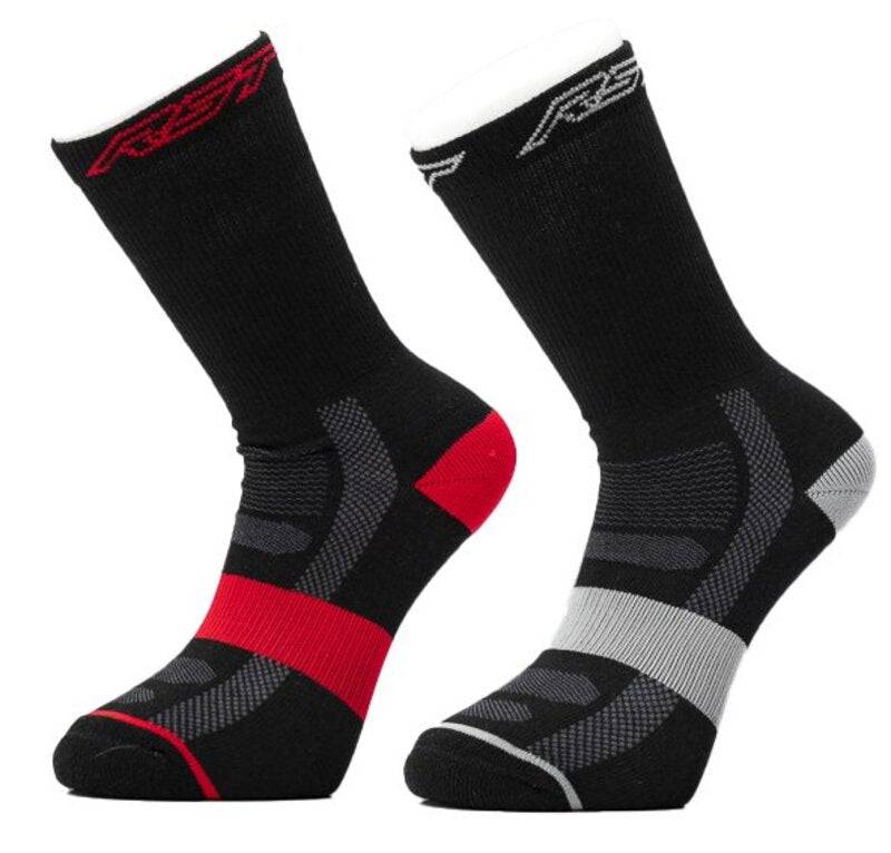 Bunte RST Funktionssocken im 4-Pack, bequeme Mehrfarbige Sportsocken für aktive Freizeit und Sport.
