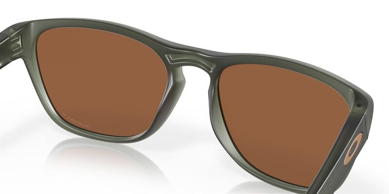 OAKLEY Manorburn Sonnenbrille - Prizm Tungsten polarisierende Gläser, mattierter Olive Ink Rahmen