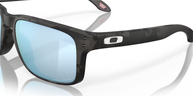 OAKLEY Holbrook Sonnenbrille Matte schwarz Camo - Prizm Deep Water Polarized Gläser