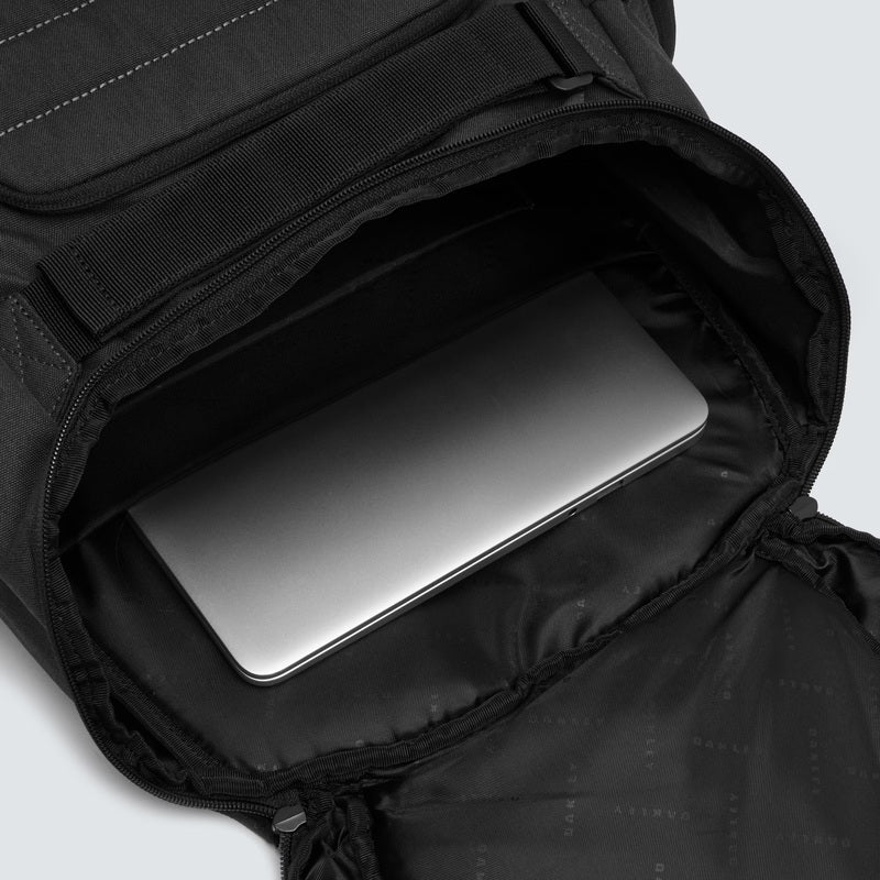 OAKLEY Rucksack Enduro 3.0 Schwarz 30L