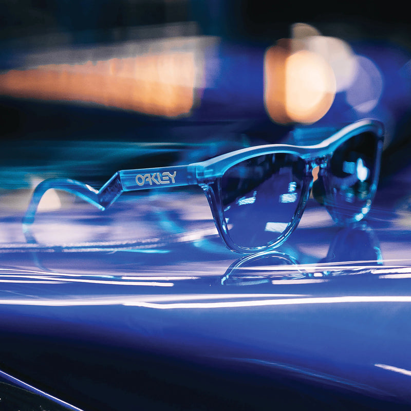OAKLEY Frogskins™ Hybrid Fabio Quartararo Signature Series Sonnenbrille Matte Acid blau - Prizm Sapphire Gläser