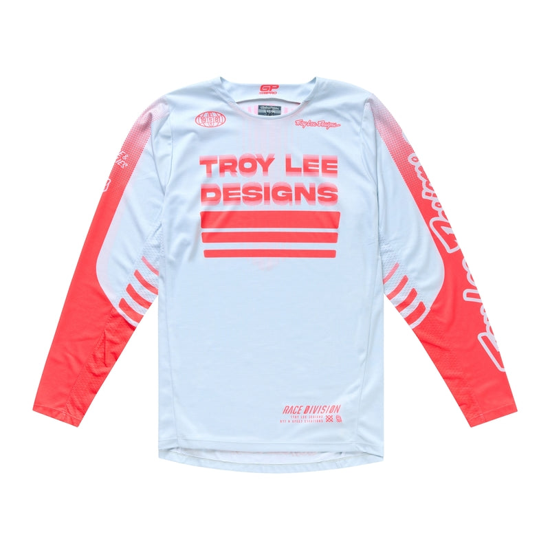 Troy Lee Designs GP Pro Segment MX-Jersey in Vapor und Infra Rot, atmungsaktive Motorrad-Jersey mit Logo-Details.
