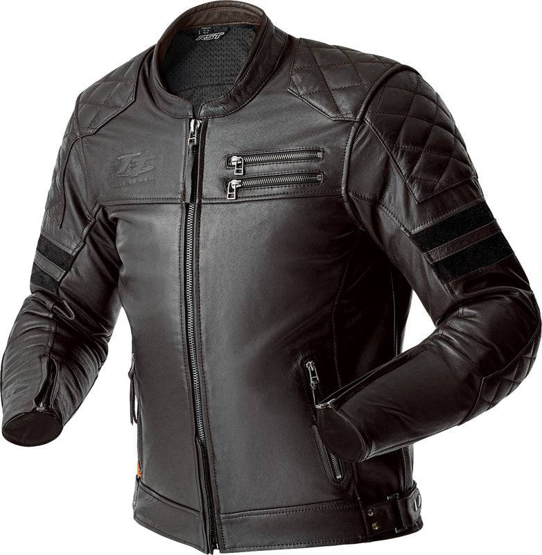 Braune RST Hillberry D3O Leder Motorradjacke, klassische Motorradjacke mit Schutzprotektoren, detailreiche Nahaufnahme