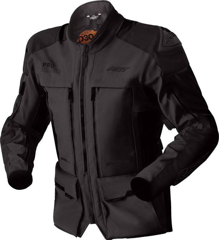 Schwarze RST Pro Series Adventure D3O Motorradjacke, robuste Adventure-Jacke mit Schutzmaterial, sichtbare Details und Reißverschlüsse.
