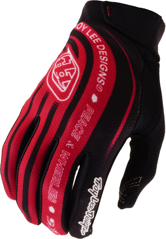 Troy Lee Designs GP Pro MX-Handschuhe Streamline in Rot und Schwarz, atmungsaktiv und strapazierfähig für den Motorradsport.