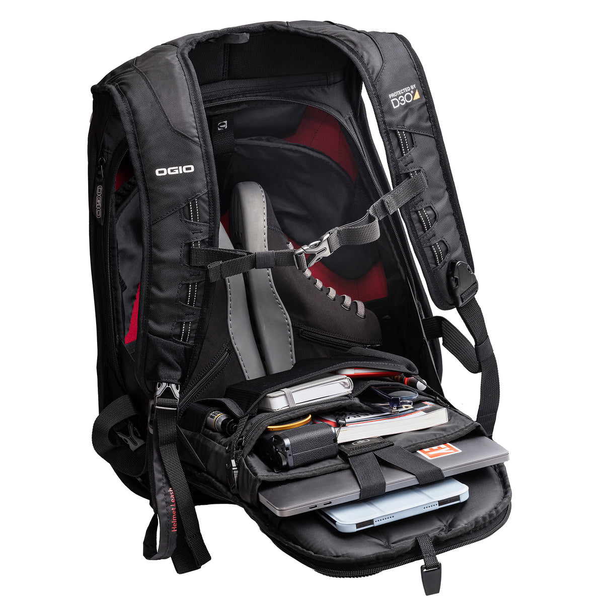 Ogio Rucksack No Drag Mach 5 Stealth, schwarzer Rucksack mit gepolsterten Schultergurten und Stauraum für Sport und Alltag.