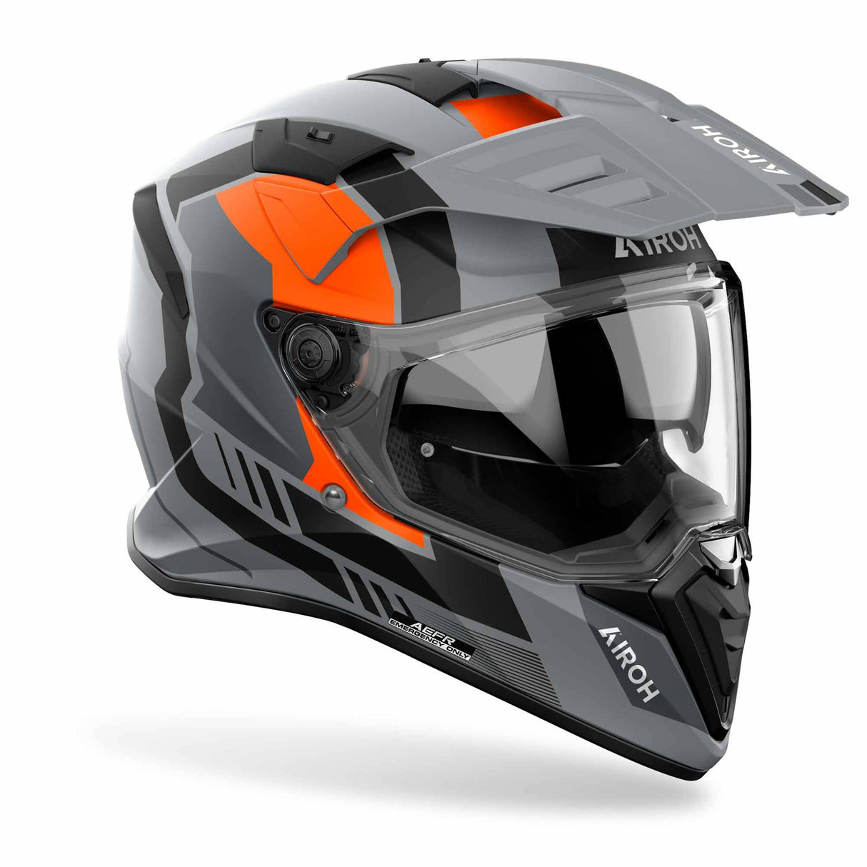 Airoh Bandit Horn Endurohelm in mattem Grau, Schwarz und Orange mit Visier und Belüftungsöffnungen.