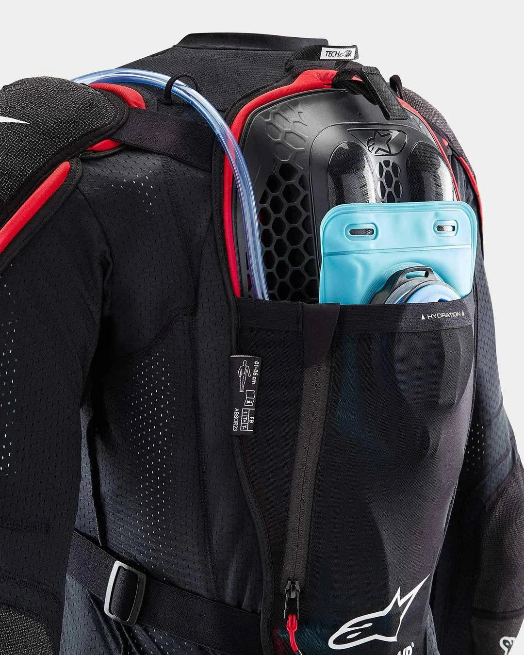 Alpinestars Tech Air Off-Road Airbagbekleidung mit integriertem Airbagsystem, schwarzes, strapazierfähiges Textil mit Protektoren.