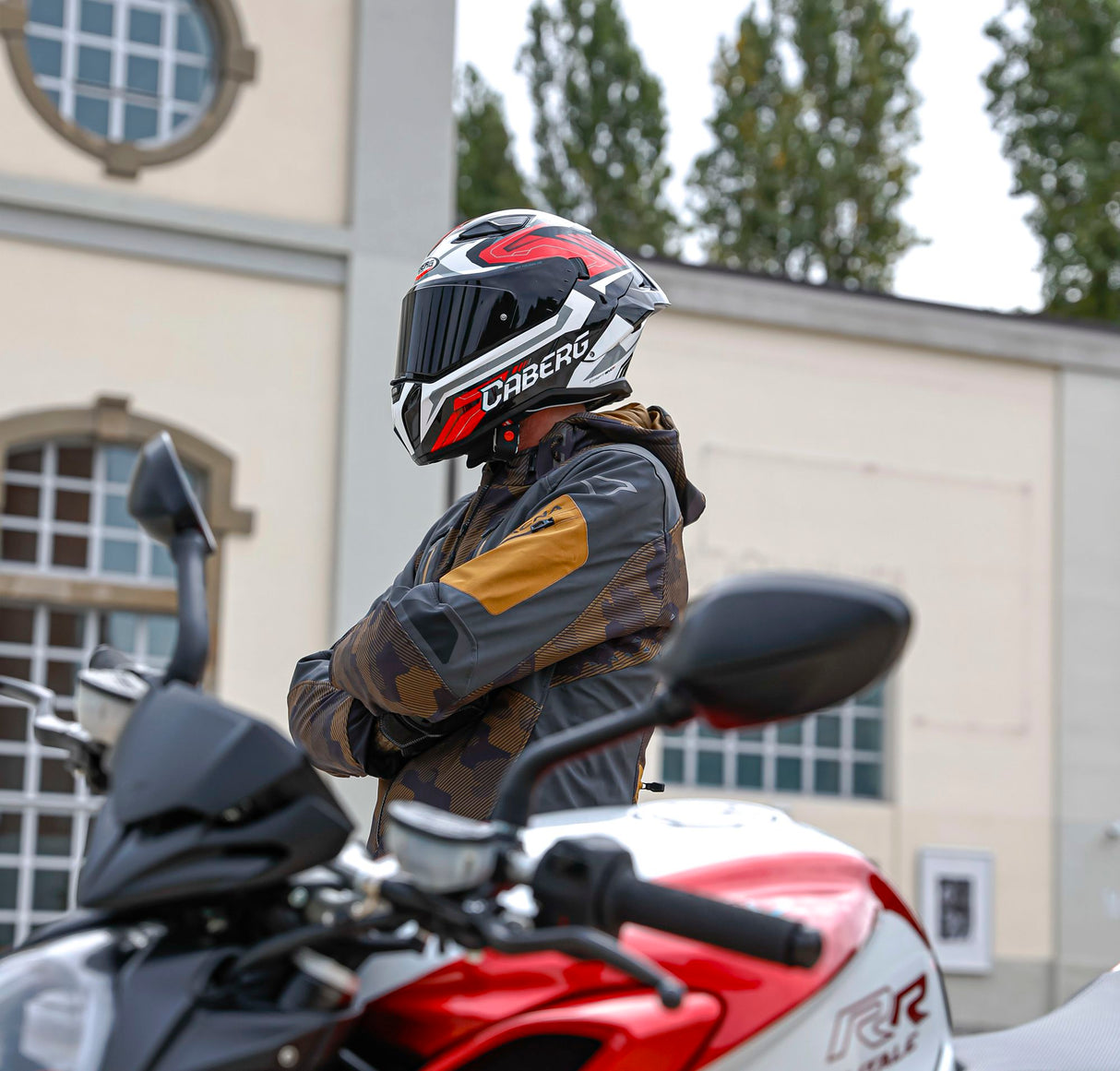 Caberg Helm Drift Evo II Jarama schwarz/weiß-rot