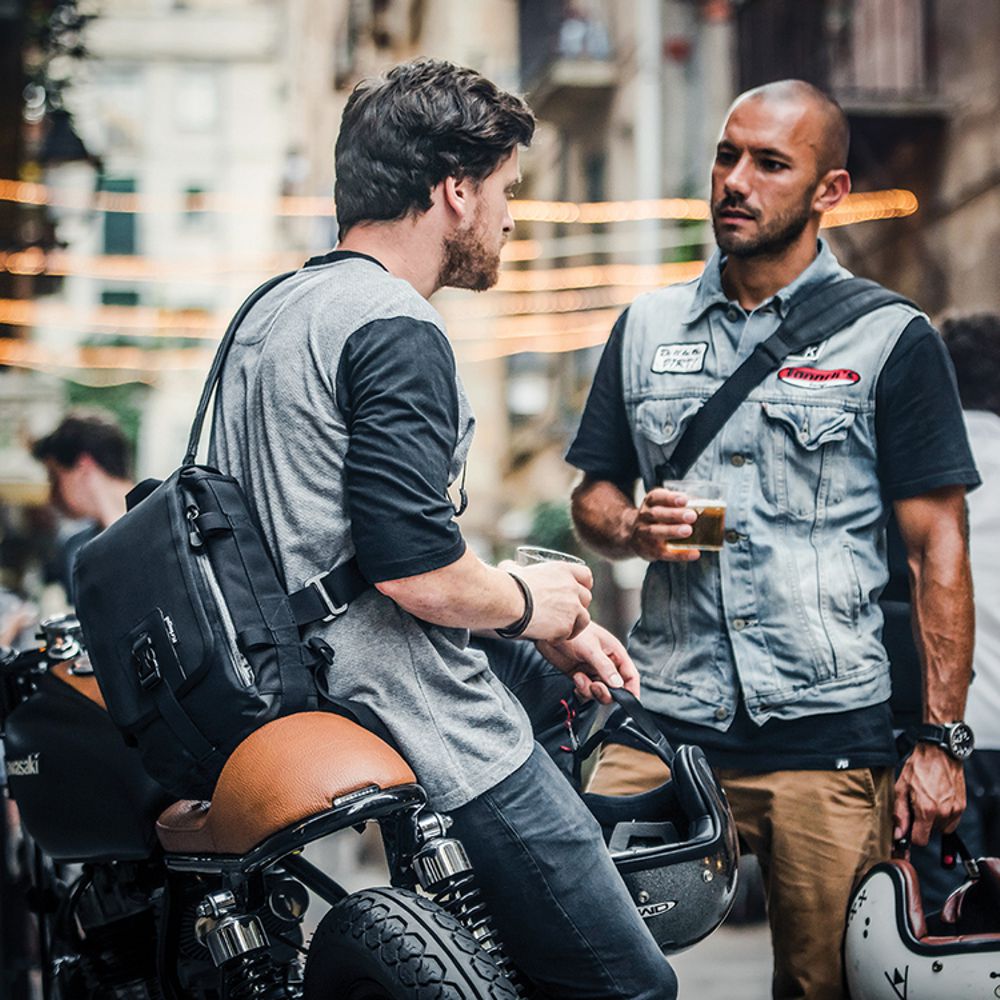 Kriega Umhängetasche Sling