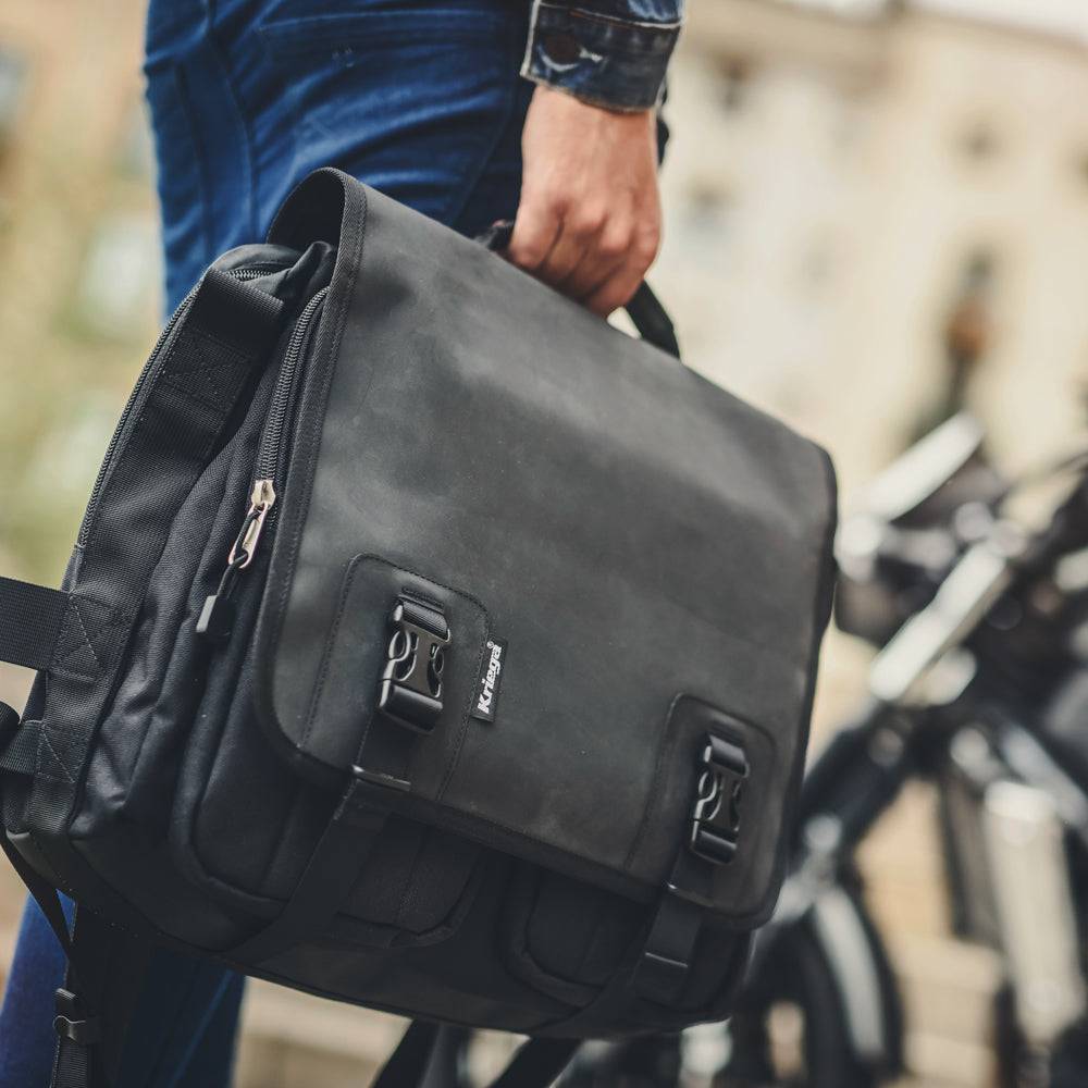 Kriega Urban EDC Umhängetasche aus robustem Material, mit Reißverschluss und Tragegurt, ideal für den Alltag.