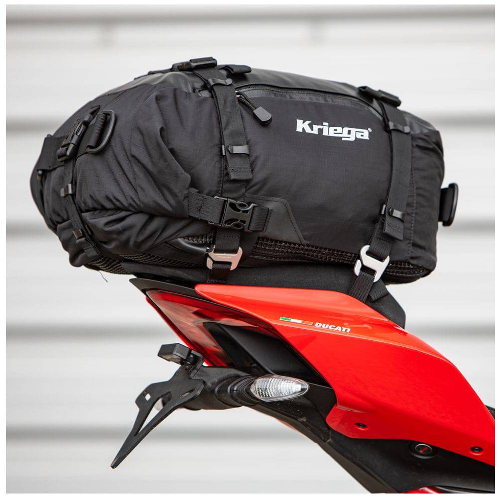 Kriega US-Drypack Montagekit für Ducati Panigale V4/V4S, Befestigungsteile für die Tascheninstallation, auf weißem Hintergrund.
