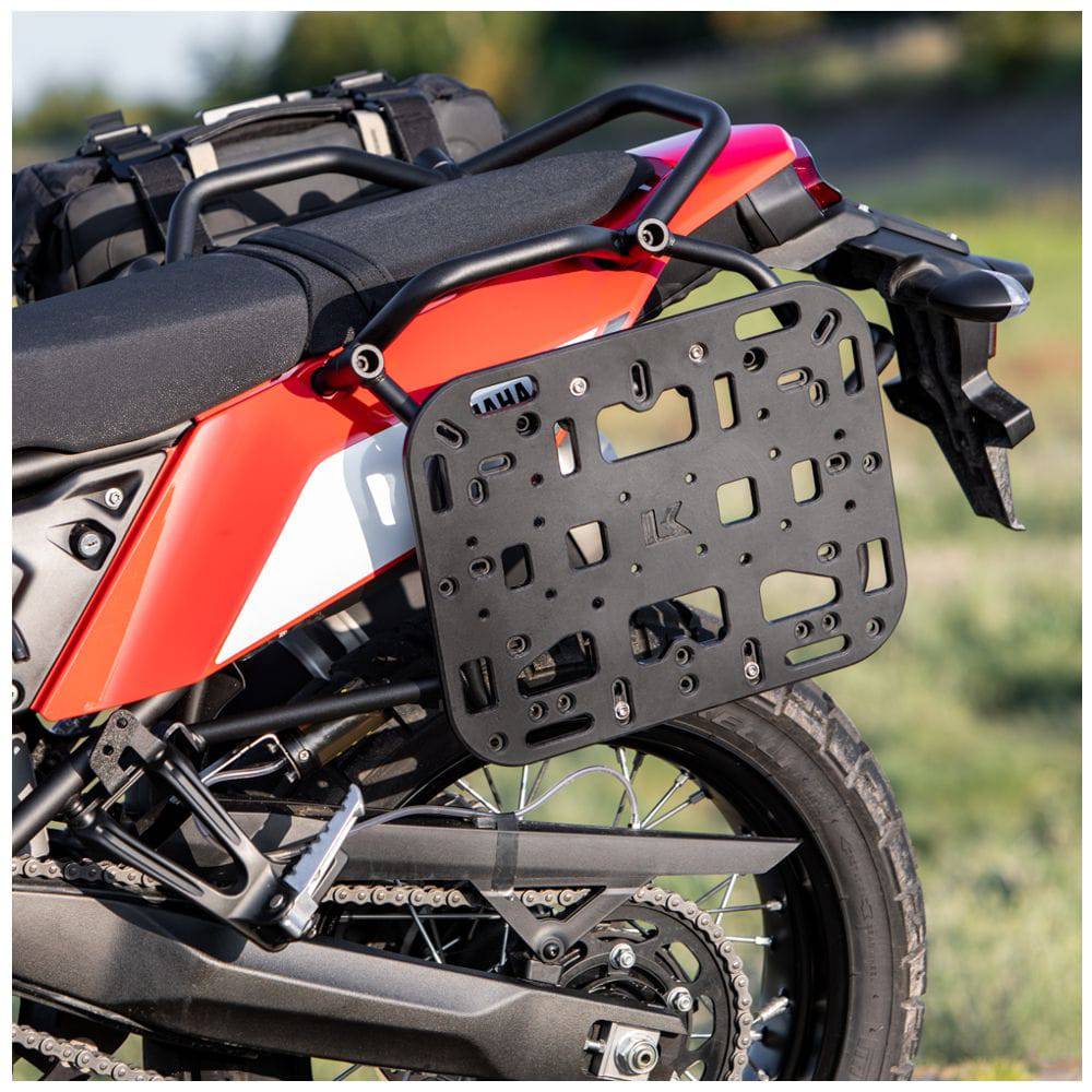 Kriega OS-Halteplatte für Yamaha Tenere 700, Montagekit für Taschen, robuste Befestigungskomponente, schwarzes Metalldesign