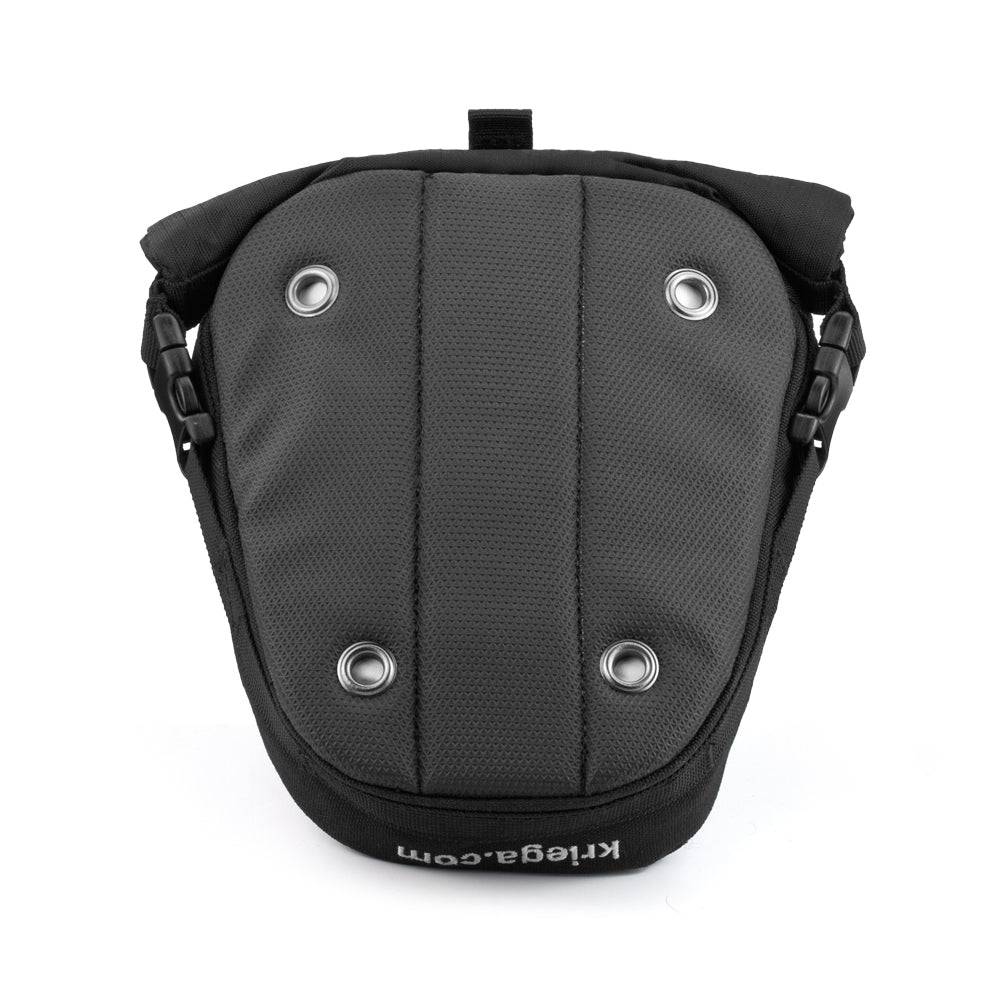 Kriega Rally Pack Hecktasche, robuste Motorradtasche mit reflektierenden Elementen, für sicheren Motorradurlaub, auf Bike montiert.