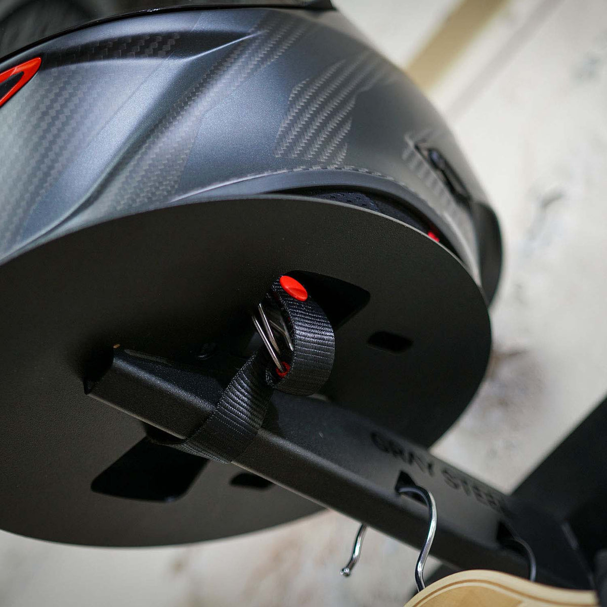Gray Steel X5 Wandhalter für Helm und Ausrüstung Mattschwarz