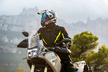 Motorradbekleidung 2026: Was wirklich schützt und worauf Fahrer achten sollten