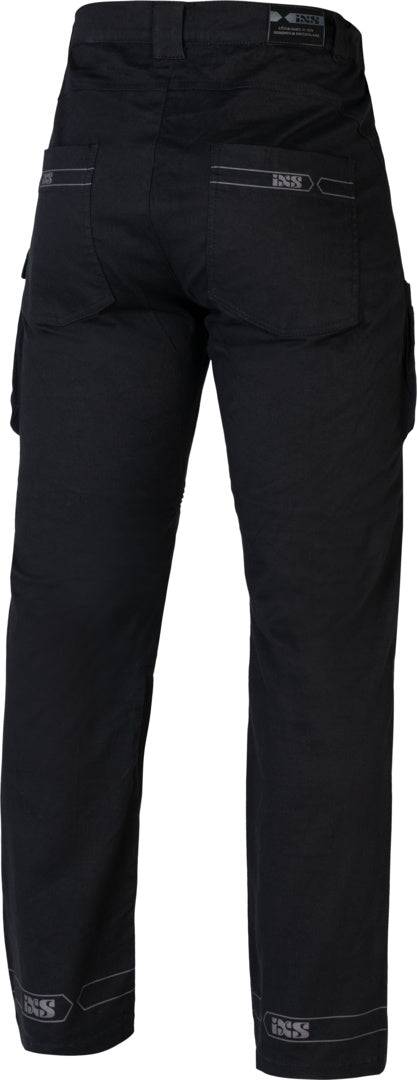 Schwarze iXS-Team 2.0 Freizeitbekleidung Hose von iXS, bequem und stilvoll für den Alltag, auf einem Model getragen