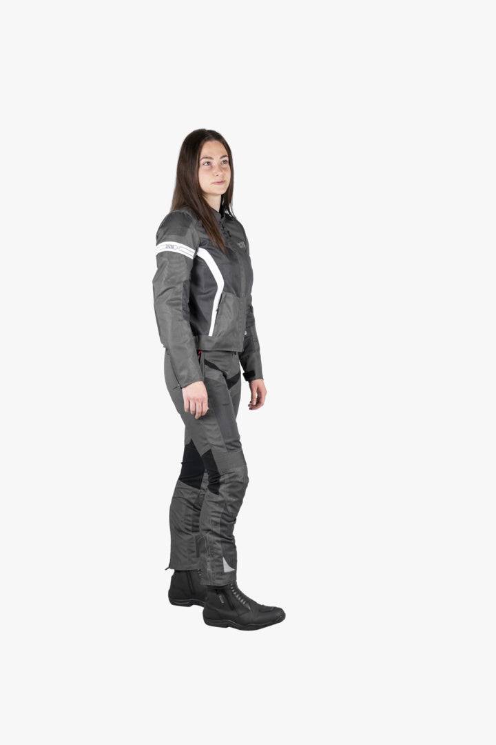 Dunkelgraue und weiße iXS Sport Damen Jacke Trigonis-Air, touring Jacke, detaillierte Nähte und Reißverschlüsse sichtbar