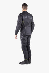 Schwarze iXS Sport Tourenjacke Carbon-ST aus strapazierfähigem Stoff mit reflektierenden Elementen, für Motorradfahrer.