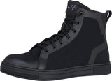 Schwarze iXS Classic Sneaker Schuhe aus Leder mit weißen Sohlen, sportliches Design, seitliche Markenlogo sichtbar.
