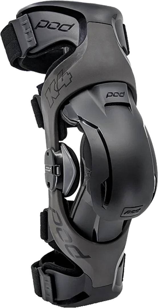 Schwarze POD Knieorthese K4 2.0 für stabile Unterstützung bei Knieverletzungen, zeigt das Produkt in einer Nahaufnahme.