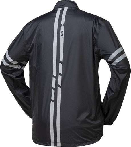 Schwarze iXS Regenjacke Light aus wasserabweisender Regenbekleidung, sichtbar im Bild.