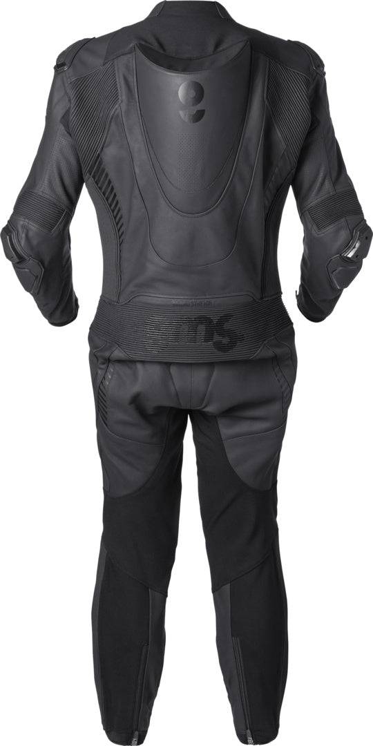 Schwarze GMS Lederkombi GRC-1, 1-teilig, aus Leder, zeigt Detailansicht der GRC-1 Motorrad-Lederkombi.