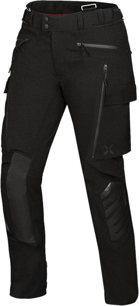 Schwarze iXS Venture-STX 1.0 Laminathose für Abenteuer, wetterfeste Hosen mit robustem Material und verstellbaren Beinabschlüssen.