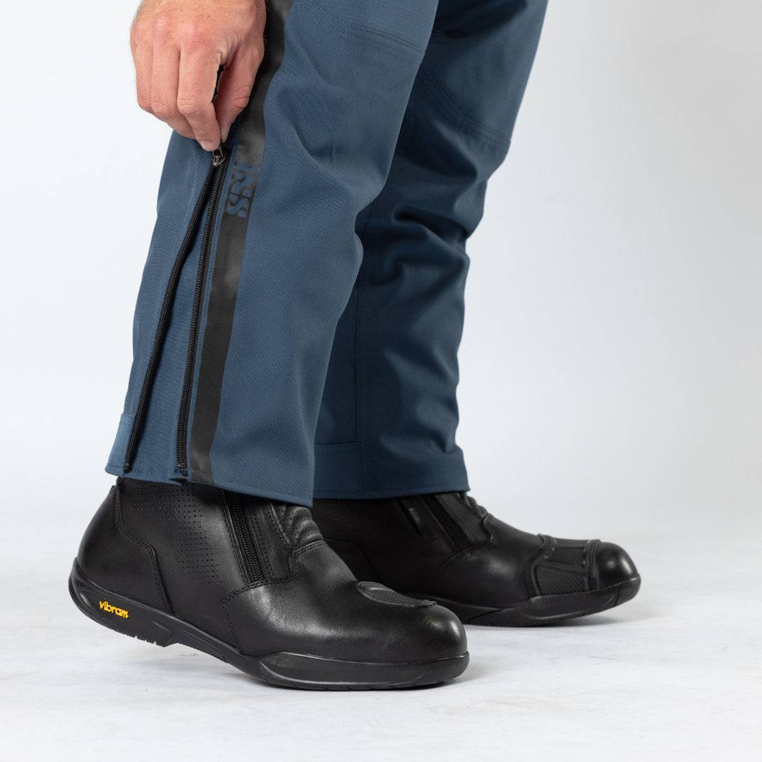 Blaue iXS Tourster-STX 1.0 Laminathose für Abenteuer, wasserabweisend, strapazierfähig, mit verstellbaren Knöchelbändern