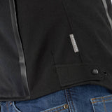 Schwarze iXS Tour Jacke Oxy-Air für Touren, wetterfest und atmungsaktiv, mit reflektierenden Elementen, sichtbares Design.
