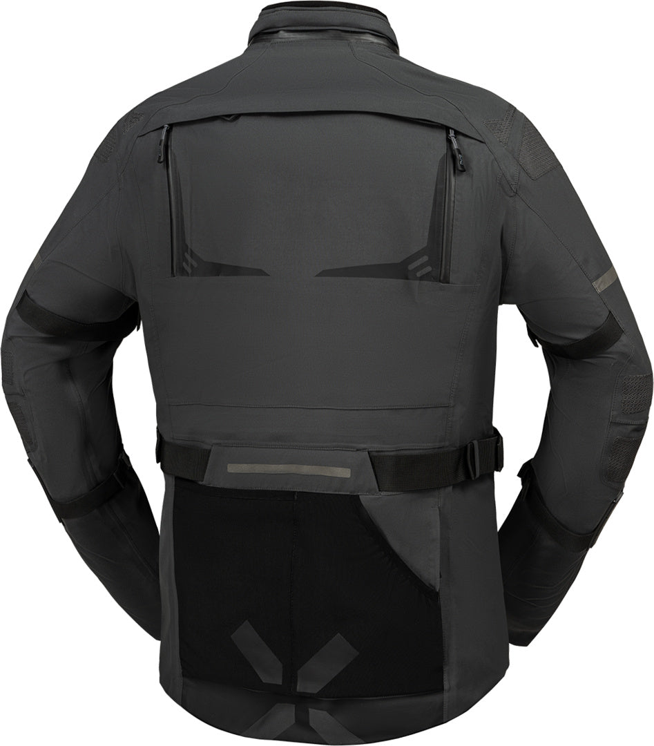 Dunkelgraue iXS Tourster-GTX 1.0 Laminatjacke für Abenteuer, zeigt den wasserabweisenden Außenstoff und Reißverschlüsse.