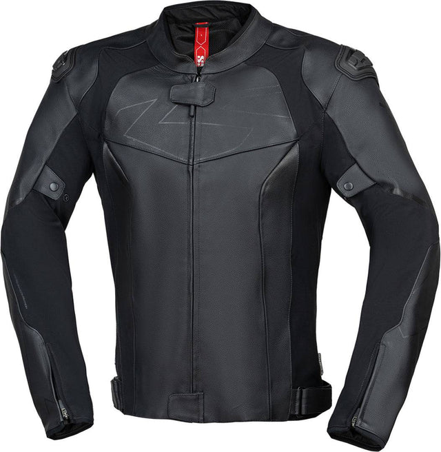 Schwarze iXS Ace 1.0 Lederjacke für Touren, Detailaufnahme der robusten Motorradjacke aus Leder