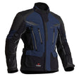 Motorradjacke Mora von Halvarssons in Schwarz und Blau, Adventure-Jacke mit strapazierfähigem Material und reflektierenden Elementen.