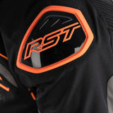 Schwarze, graue und orangefarbene RST S-1 Touring Motorradjacke aus Textil mit reflektierenden Details.