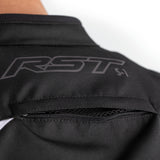 Schwarze und weiße RST S-1 Motorradjacke aus Textil, Touring-Jacke mit robustem Design, Blick auf die Vorderseite.