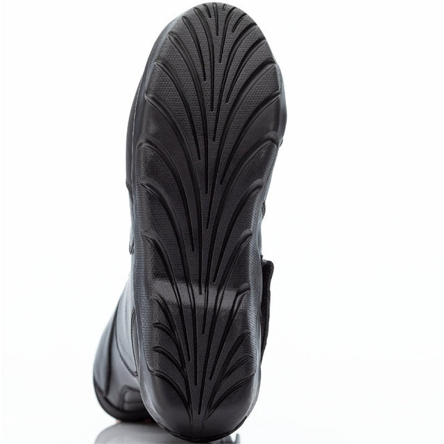 Schwarze Damen-Motorradstiefel RST Axiom, wasserdicht und touring-tauglich, mit robustem Design und profilierter Sohle.