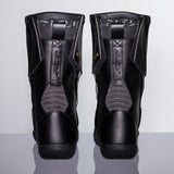 Schwarze RST Pathfinder wasserdichte Motorradstiefel für Abenteuer, mit robustem Design und sicherem Verschluss.