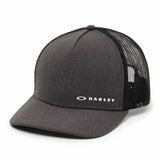 Schwarze OAKLEY Cap Chalten aus Freizeitbekleidung, bequem und stylisch, mit gebogener Schirm und Logo auf der Vorderseite.