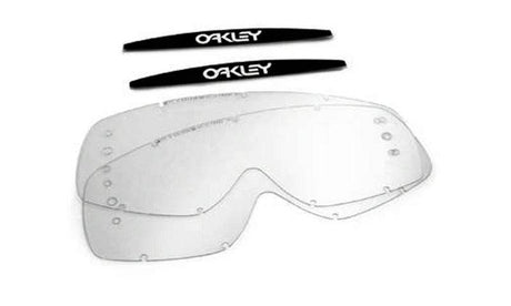 Klarer OAKLEY XS O-Frame Roll-off Ersatzscheiben aus Lexan für Brillen, Nahaufnahme der Ersatzteile