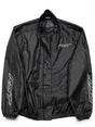 Leichte, wasserdichte Motorradjacke von RST in Schwarz, ideal für Regenbekleidung, zeigt die atmungsaktive Außenseite und RST-Logo.