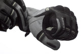 Graue RST Adventure-X CE Leder Motorradhandschuhe mit Knöchelschutz, komfortabel und strapazierfähig für das Fahren.