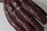 Rote RST Motorradhandschuhe Herren IOM Hillberry 2 CE mit Schutz, aus Leder, für sicheren Fahrkomfort, sichtbar im Bild