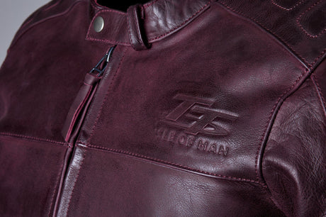 Rote RST Brandish2 CE Lederjacke für Herren, klassische Jacken-Design, zeigt die stilvolle, hochwertige Lederoberfläche.